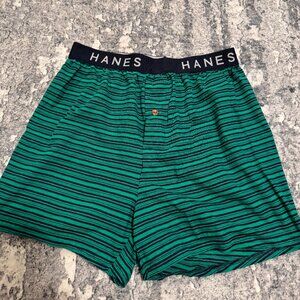 Men's Hanes Boxers - Size Medium